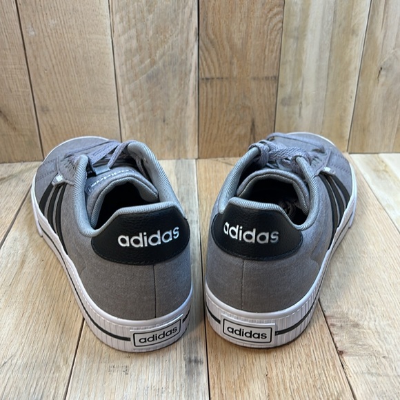 Men's Adidas Gray, Black, and White Daily 3.0 Skateboarding Shoes - Picture 5 of 11
